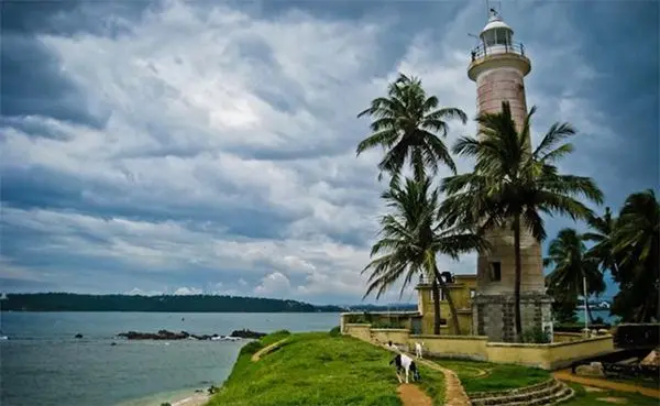 11:30 AM: Galle Dutch Fort (UNESCO World Heritage Site) 