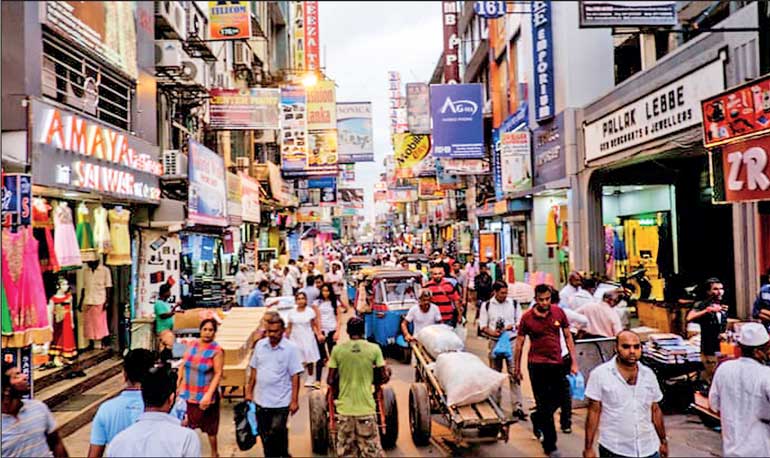 Pettah Market: The Bustling Heart of Colombo 