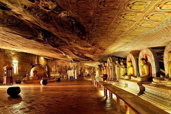 Dambulla Cave Temple (The Golden Temple) 