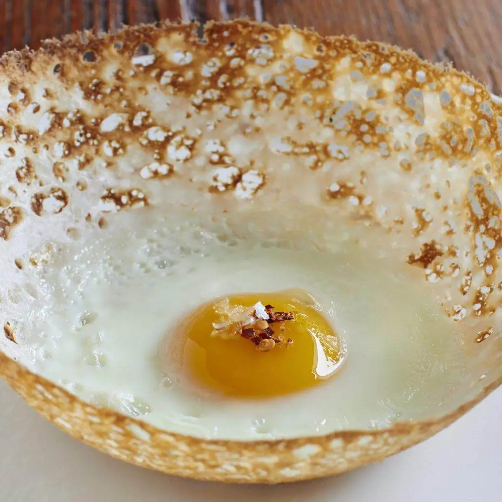 Egg hoppers