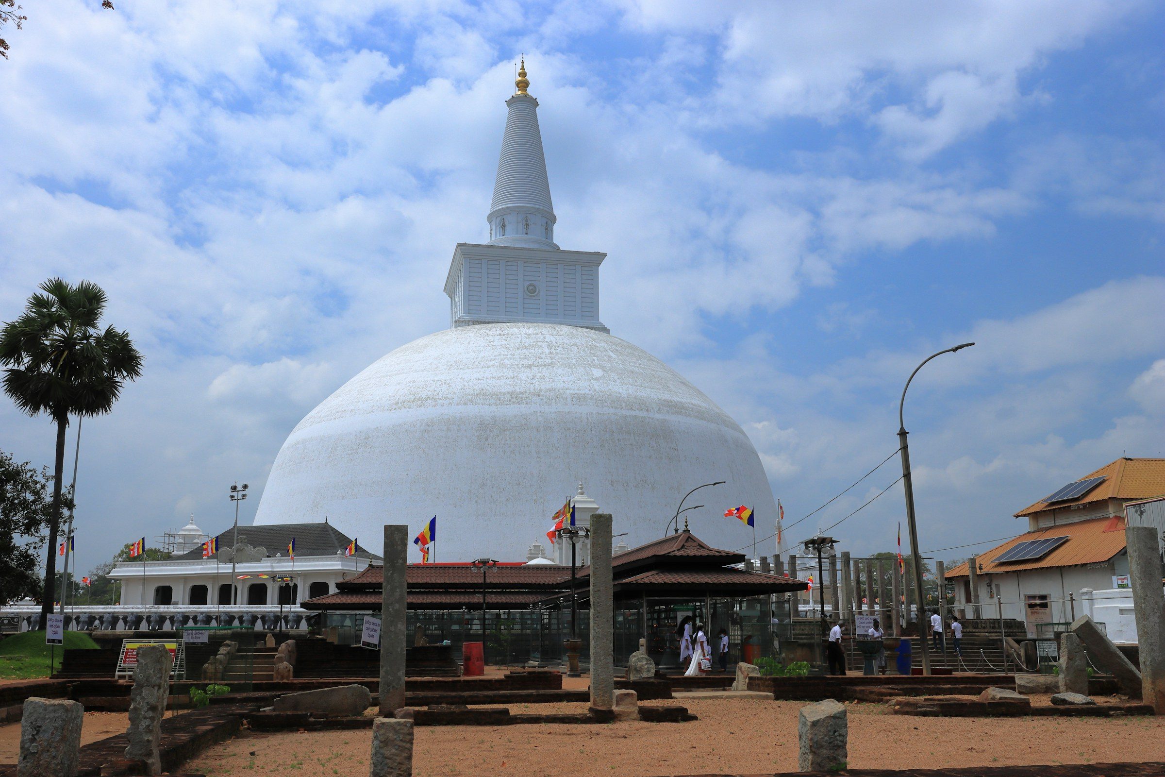 The white Ruwanwelisaya stupa in Anuradhapura