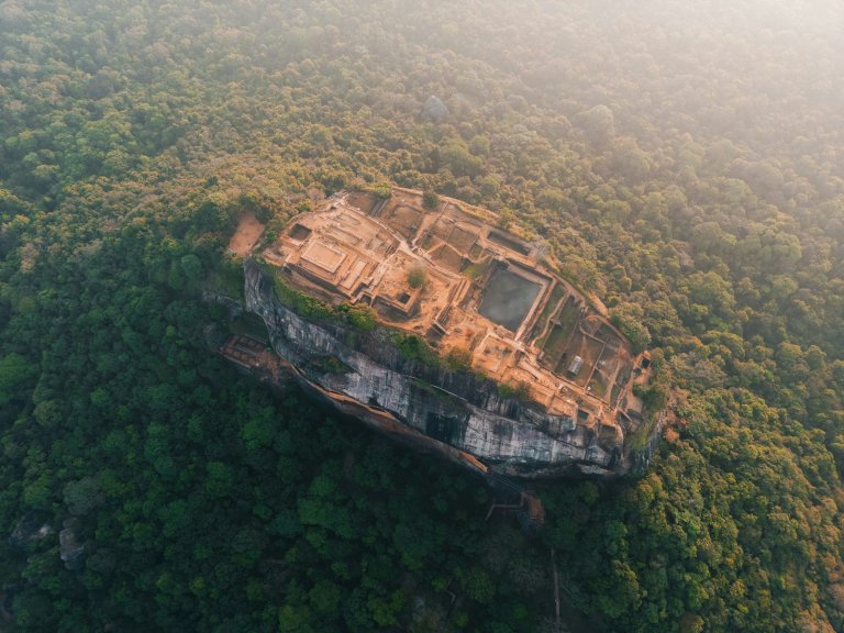 Sri Lanka Travel Guide 2026: Tours, Places, Costs and Tips