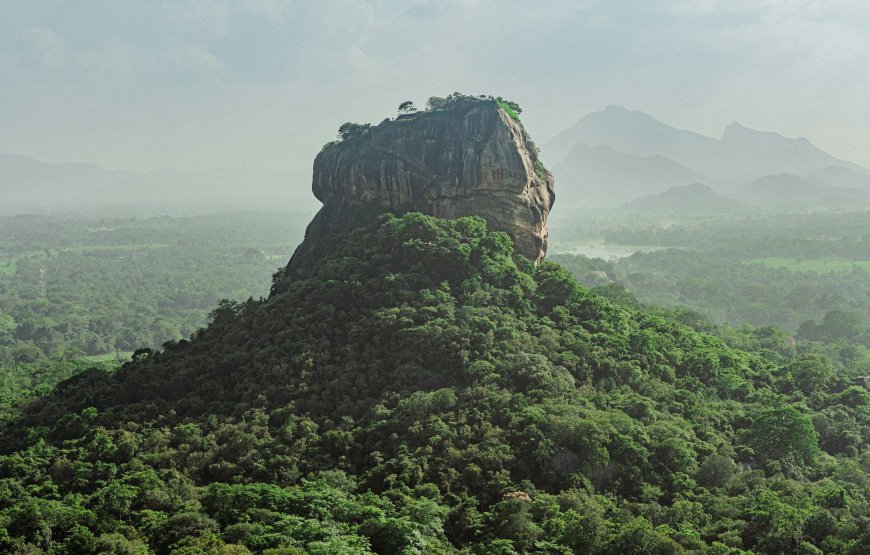 Sigiriya Day Trip from Colombo